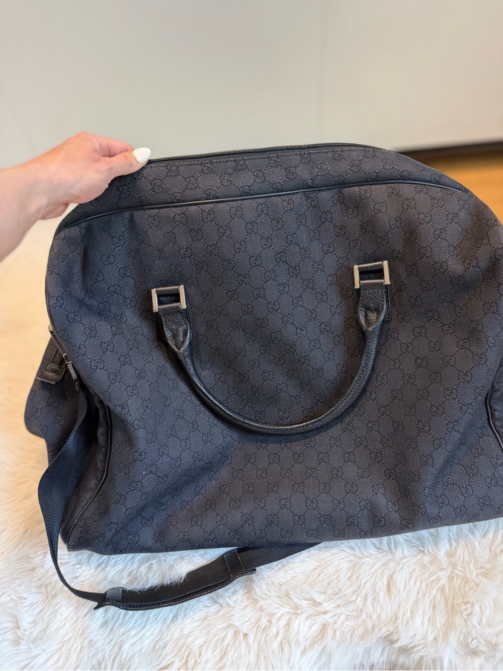 Gucci Black Monogram Travel Duffel with Detachable Strap - Picture 3 of 5